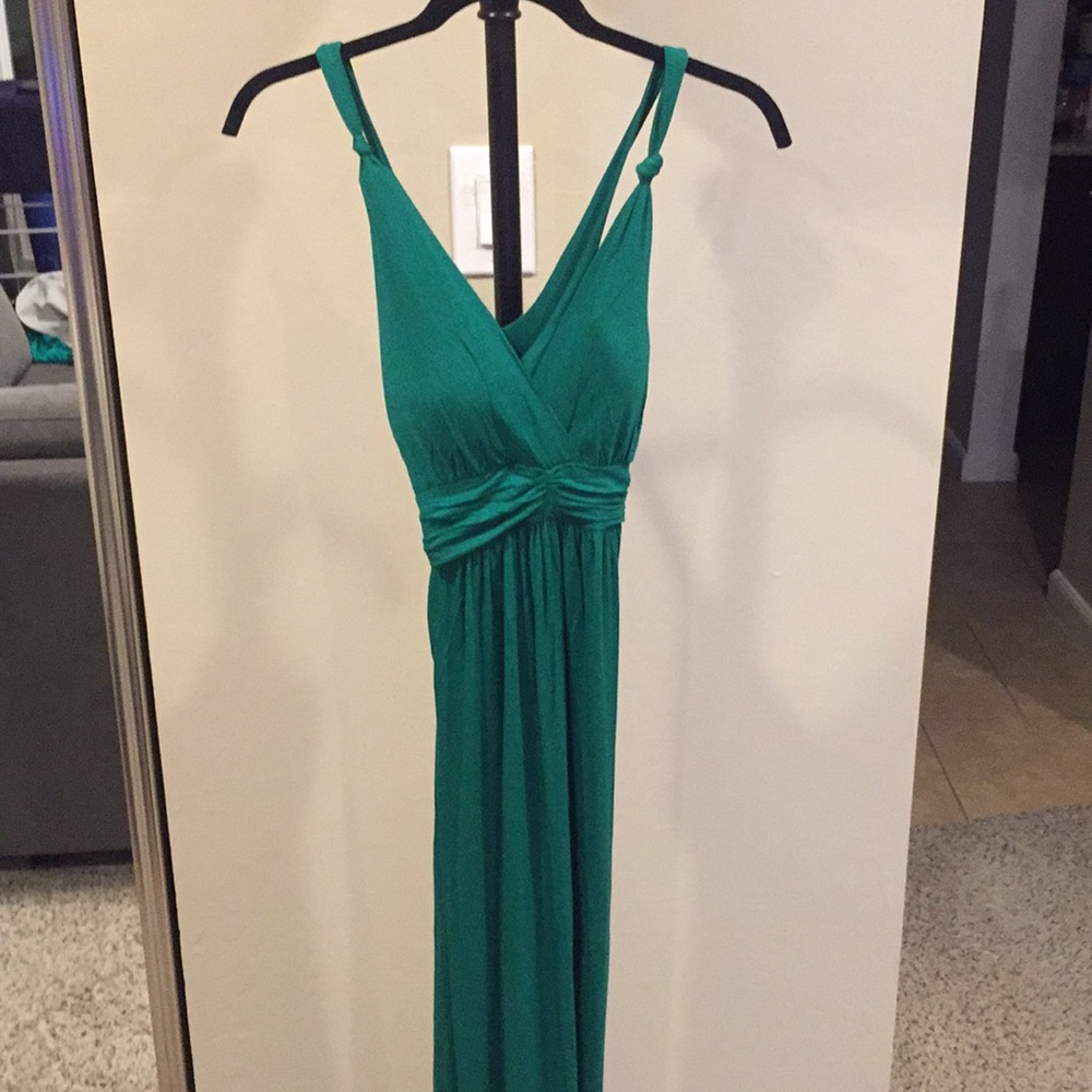 Gilli green maxi dress.